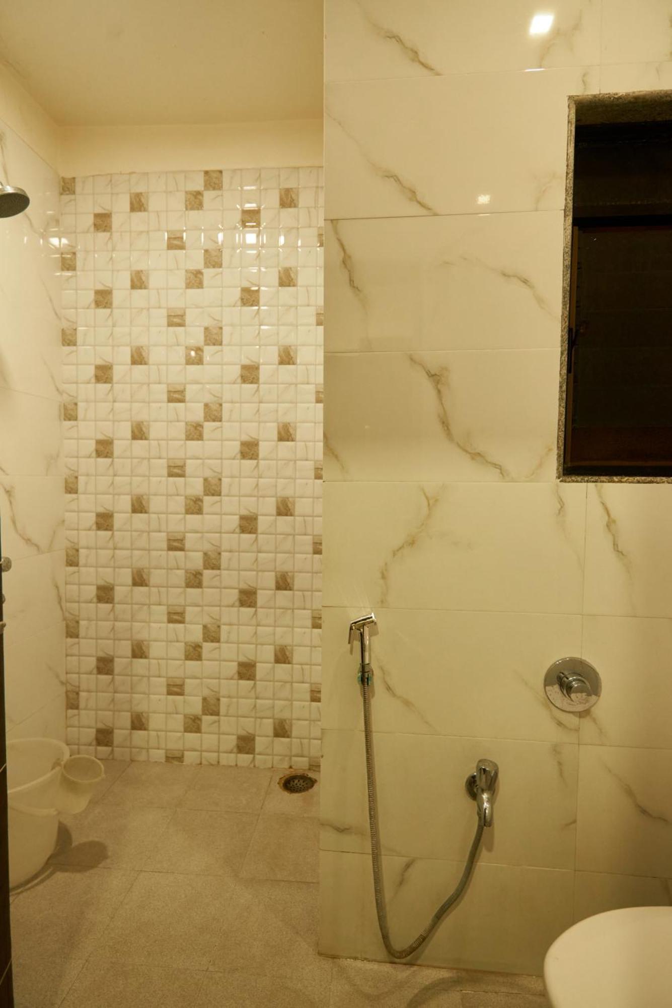 Hotel Pride Inn Shirdi Exterior photo
